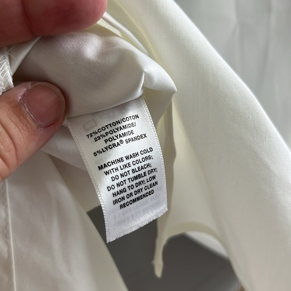 Lafayette 148 New York Sea Amy Off Shoulder Blouse in White Poplin - Picture 9 of 10